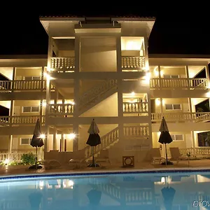 Sandy Haven (adults Only) **** Negril